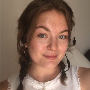 Meet your Posher, Annette